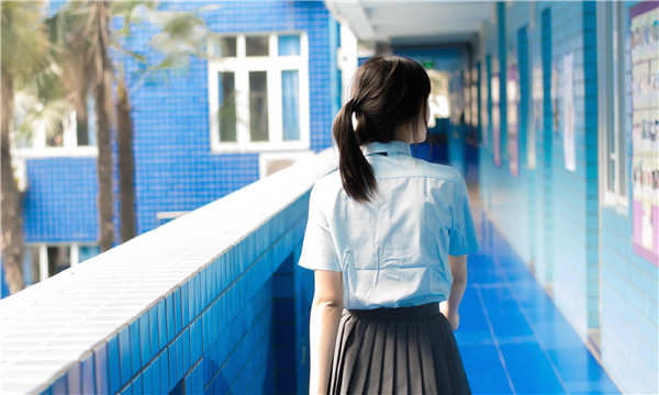 杭锦后如何找到一个可以帮助我生孩子的女人？